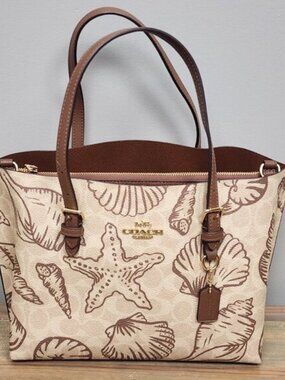 NWT Coach Mollie Tote Bag 25 In Signature Canvas With Shell Print CBH63